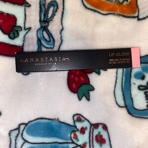 Anastasia Beverly Hills Lip Gloss in ‘Cotton Candy’